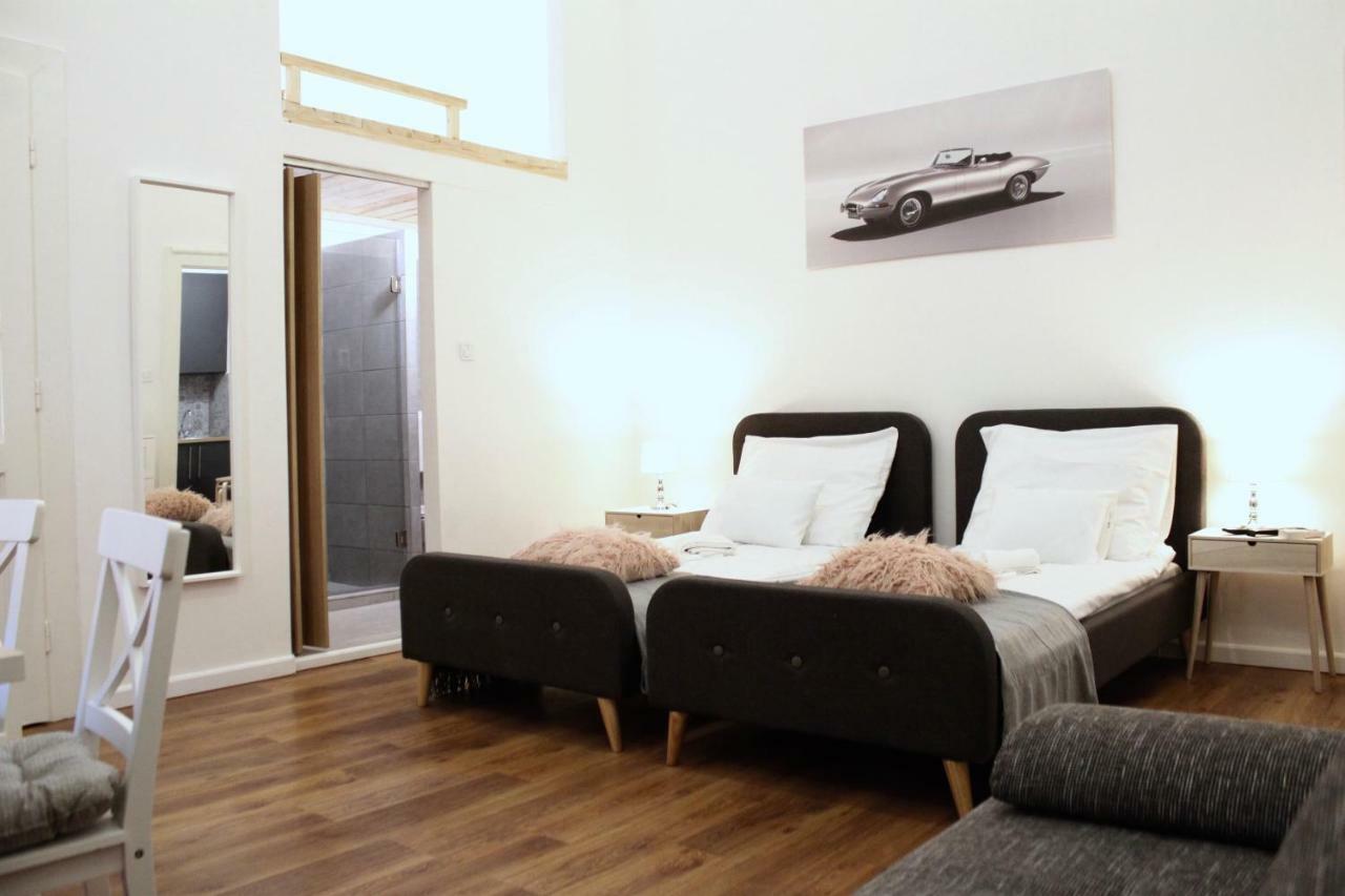 City Center Apartman - Weidlich Palace - Mişcolţ Exterior foto